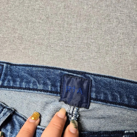 RtA Denim Distressed Jeans - Picture 7 of 10